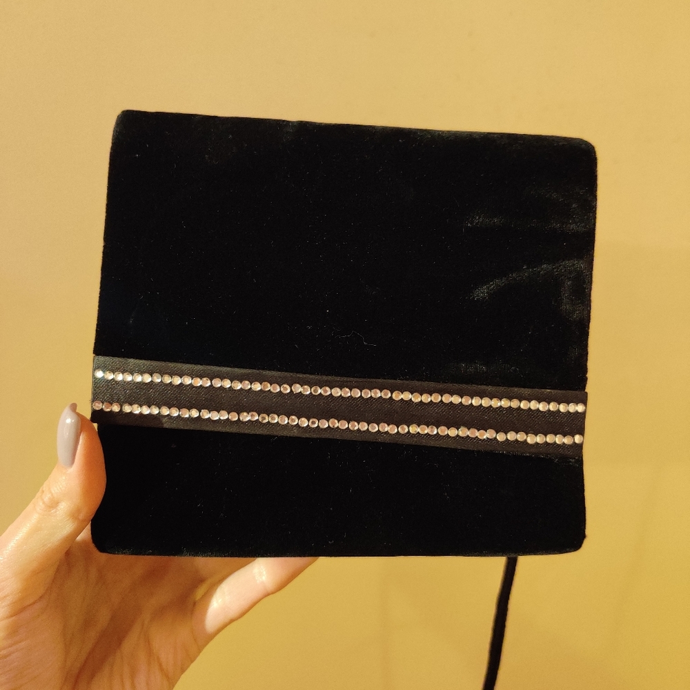 Velvet black classic clutch